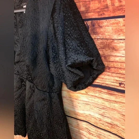 Black Top - Picture 6 of 16